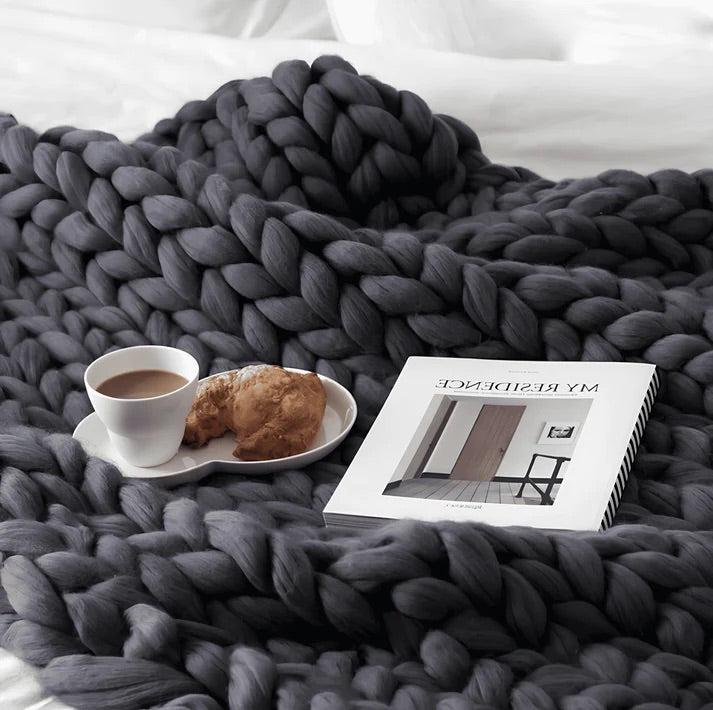 OURANEST™  - COZY KNIT BLANKET